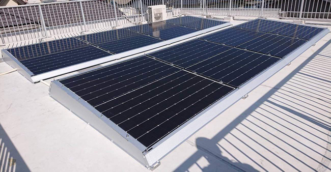 福岡県福岡市Y様邸の太陽光発電_カナディアンソーラー：CS1H-335MS